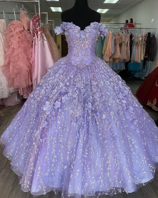 Trendy Threads Lavender Off Shoulder Ball Dresses Quinceanera Dress Sweet 16 Dresses 3D Floral Lace Appliques Y500