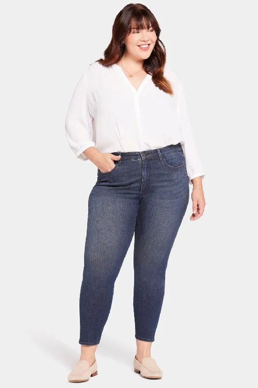 Bid Farewell To The Old Season Le Silhouette Ami Skinny Jeans In Petite Plus Size - Precious