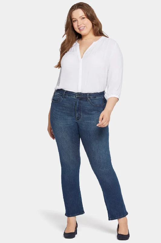 Women Wear Brands Le Silhouette Slim Bootcut Jeans In Petite Plus Size - Precious