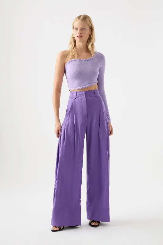 Latest Trends Equinox Pleated Wide Leg Pant