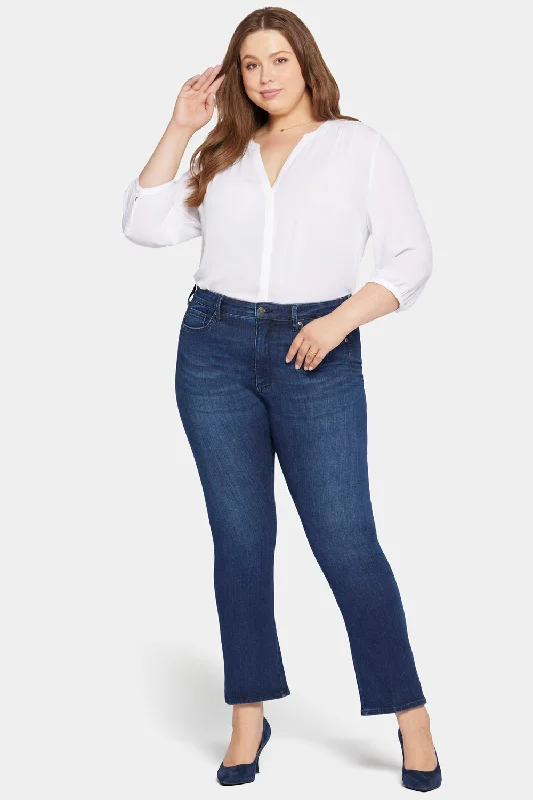 Top 10 Women's Online Clothing Stores Le Silhouette Slim Bootcut Jeans In Petite Plus Size - Marvelous