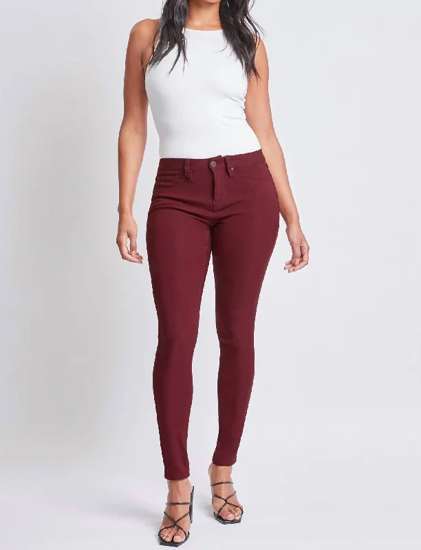 Holiday Discount Missy Hyperstretch Skinny Jean - Petite In Dark Wine